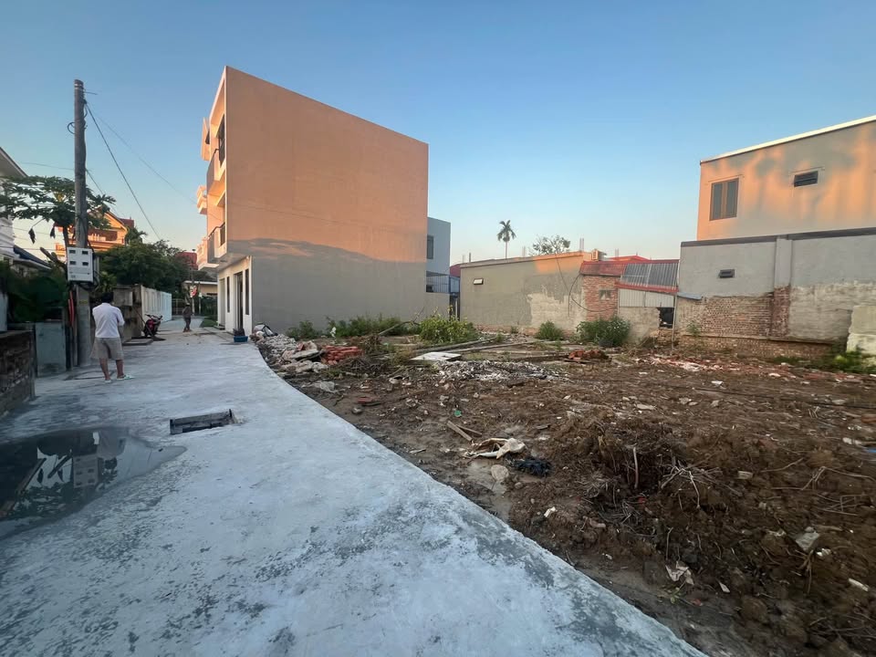 Đất Lê Lợi An Dương 60,5m² giá 1,1 tỷ - Ô tô đỗ cửa, ngõ nông thoáng đãng!