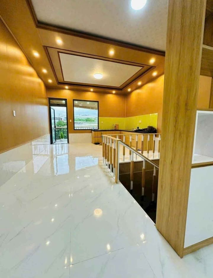 Nhà đẹp đường Nguyễn Hoàng, Đà Lạt 90m² giá 1.9 tỷ - Sẵn sàng vào ở!