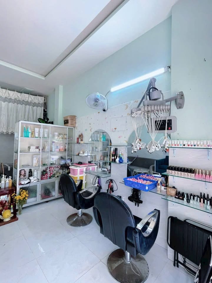 Store cho thuê tại 51 Nguyễn Thị Minh Khai, Vũng Tàu - Giá chỉ 50 triệu/tháng!