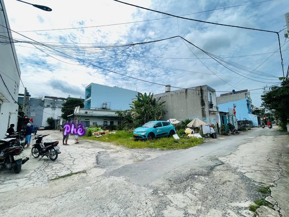 Đất góc 2 mặt tiền đường TL42, phường An Phú Đông, 102m² chỉ 5.25 tỷ - Cơ hội đầu tư sinh lời!