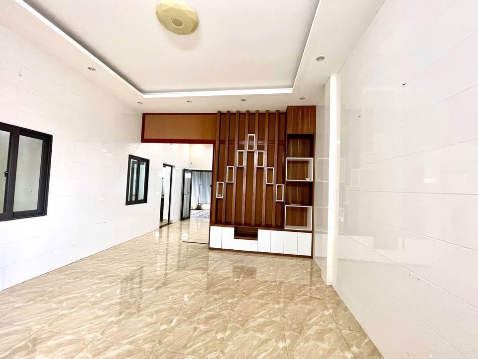 Nhà cấp 4 Phạm Hồng Thái, Vinh Tân 166.6m² giá 5 tỷ - Ô tô vào tận nhà!
