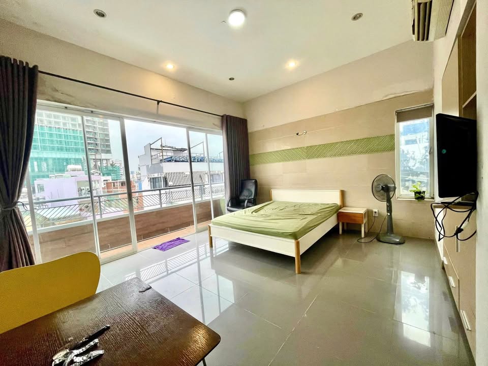 Nhà nhỏ cho thuê tại Nguyễn Trãi, Quận 1 - Diện tích 35m², tiện nghi đầy đủ!