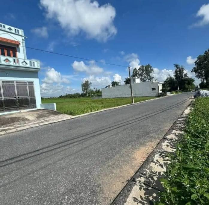 Đất mặt đường Huyện Xã Vũ Thắng 100m² giá thương lượng - Kinh doanh sầm uất!