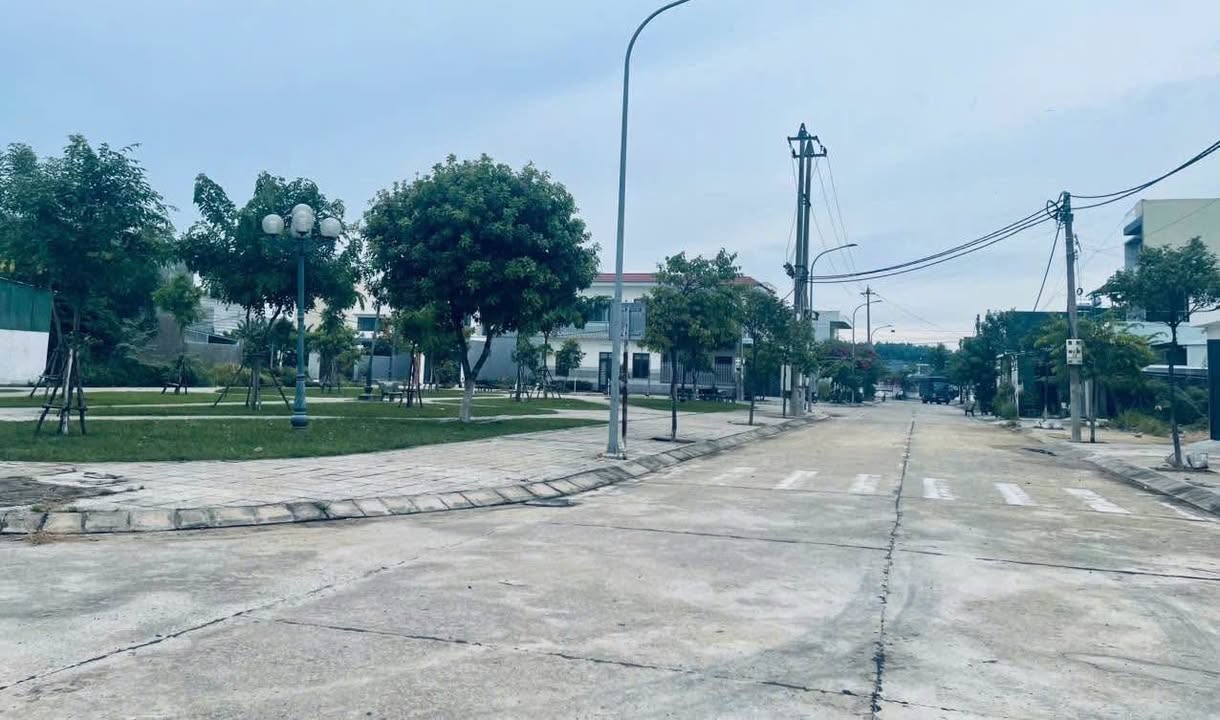 Đất khu dân cư Sành Sứ, thị trấn La Hà 100m² giá chỉ 9xx triệu - An cư lý tưởng!