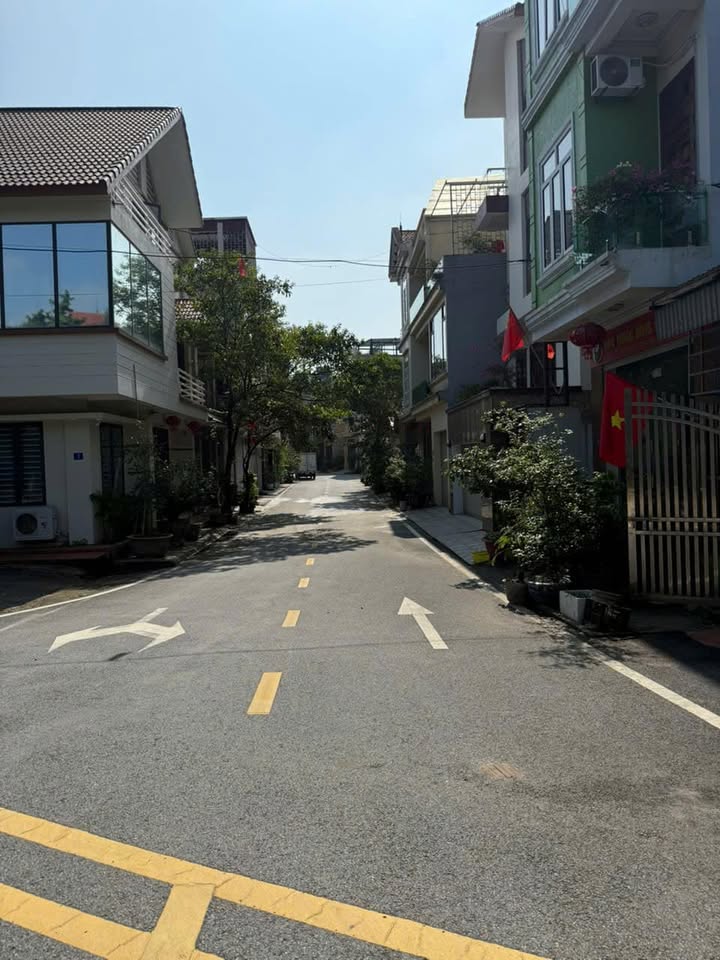 Đất nông nghiệp 150m² đường Nguyễn Tất Thành, Việt Trì - Nhà 2 tầng, giá chỉ 6 tỷ!