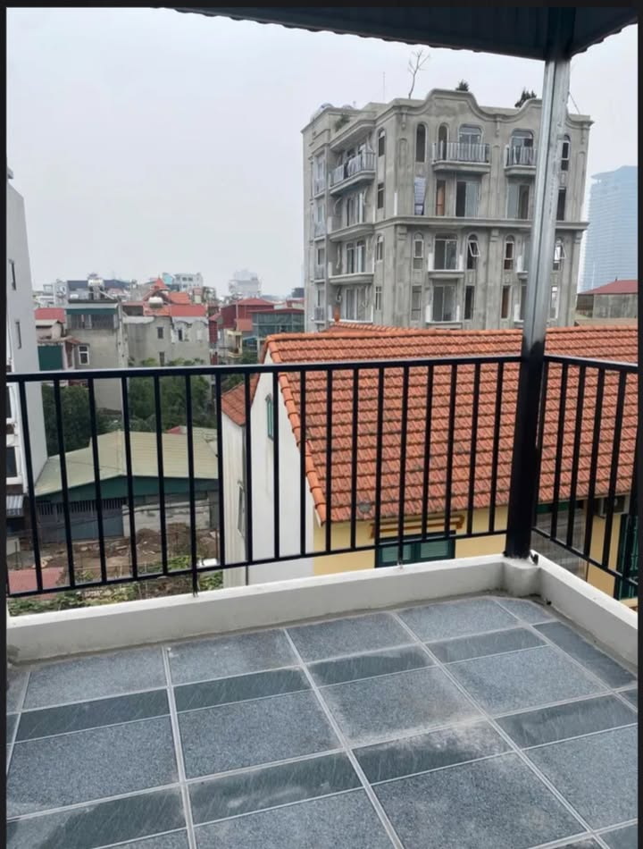 Nhà lô góc An Dương Vương, Tây Hồ 41m² giá 9.7 tỷ - Ô tô vào nhà, full nội thất!