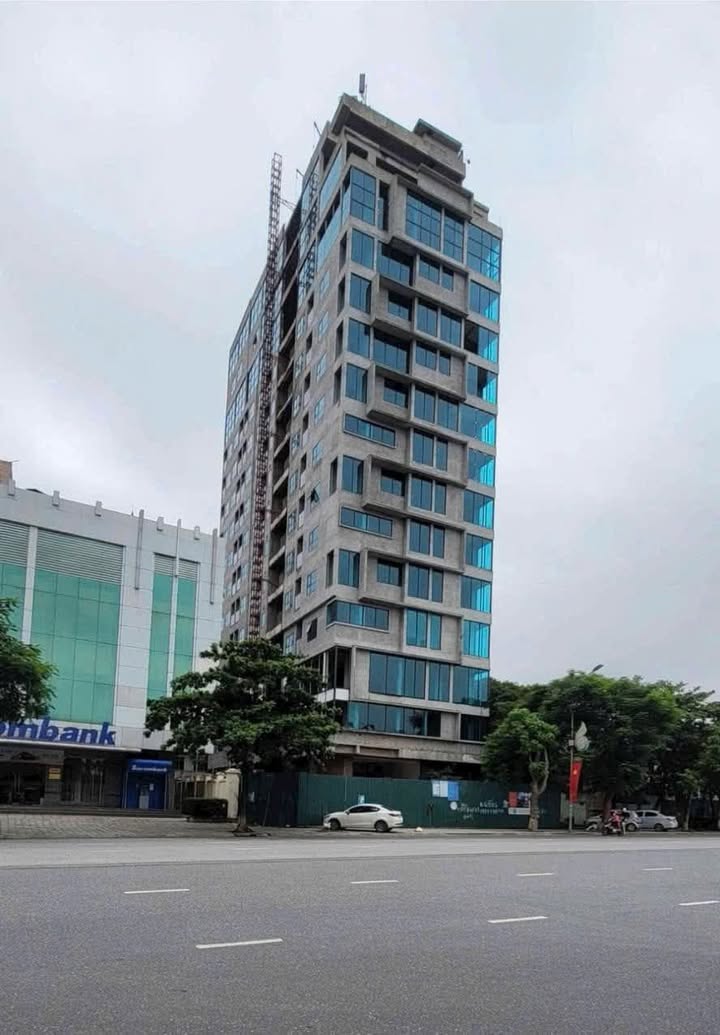 Khách sạn & Văn phòng 16 tầng tại đường Hùng Vương, Việt Trì - Giá 80 tỷ - Đầu tư sinh lời cao!