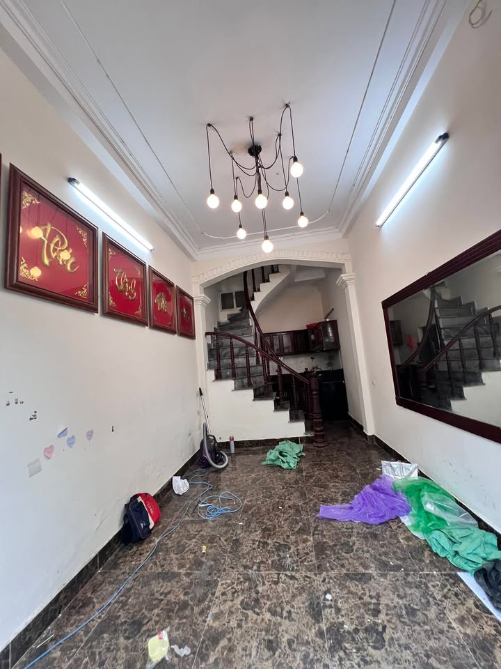 Cho thuê nhà riêng ngõ 143 phố Nguyễn Chính, 30m² giá 8 triệu/tháng - Phù hợp gia đình ở lâu dài!