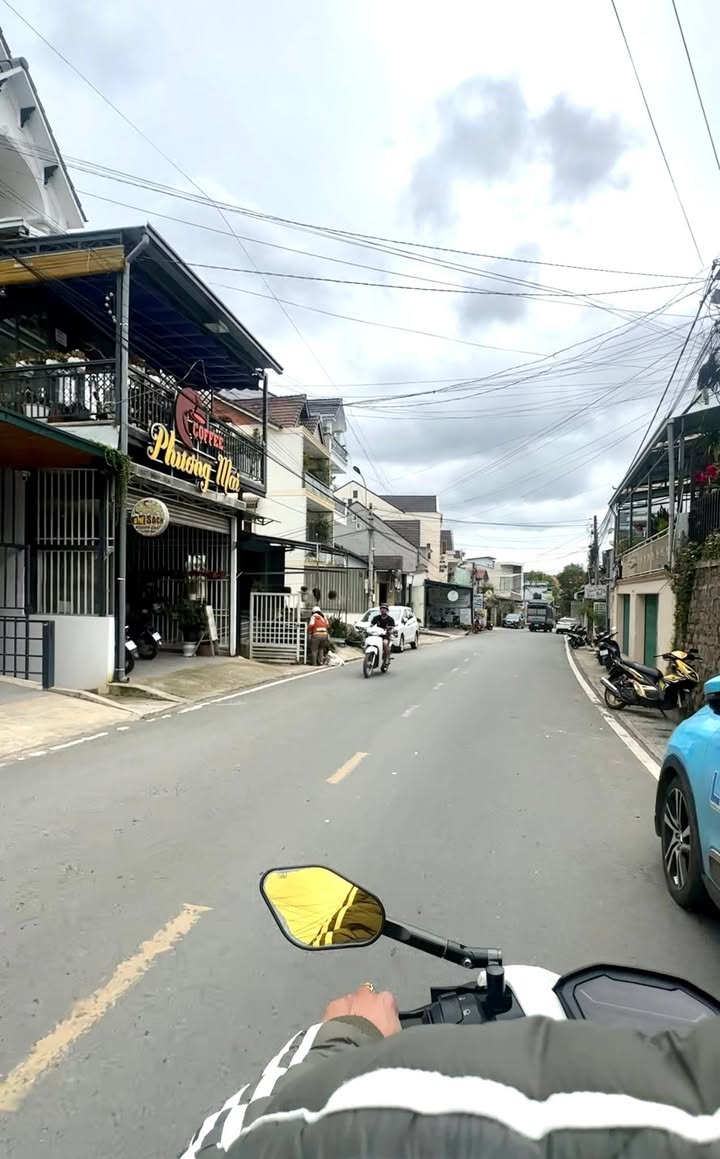 Nhà nguyên căn mặt tiền gần chung cư Ngô Quyền Đà Lạt 2 tầng - Thích hợp vừa ở vừa kinh doanh!