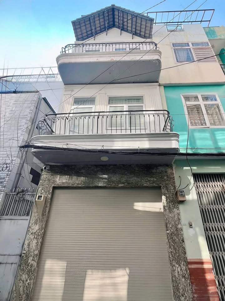 Nhà phố Nguyễn Đình Chiểu Quận 3 36m² giá 10 tỷ - Khu dân trí cao!