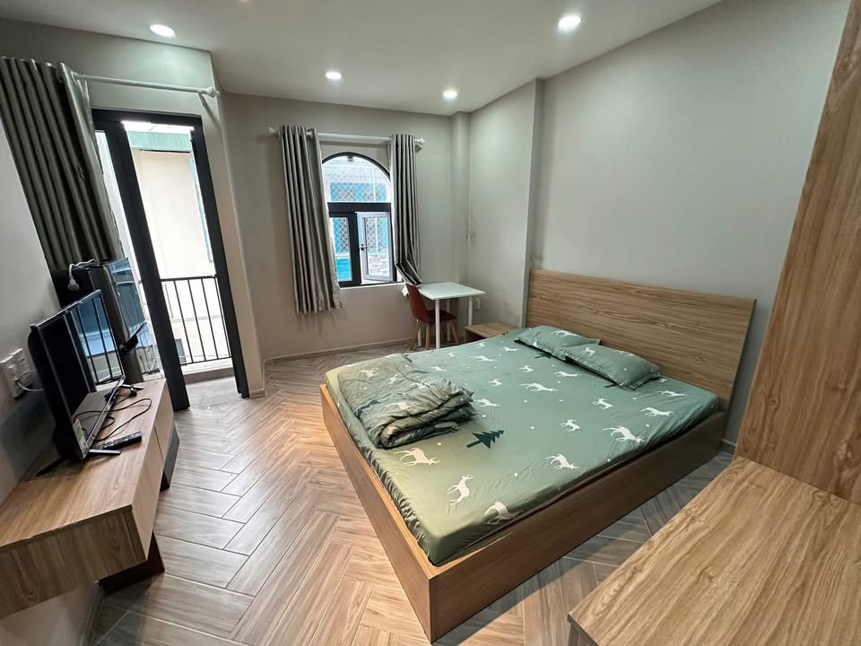 Studio cho thuê tại 99 Nguyễn Thượng Hiền, Bình Thạnh 30m² - Nội thất cao cấp, thoáng mát!