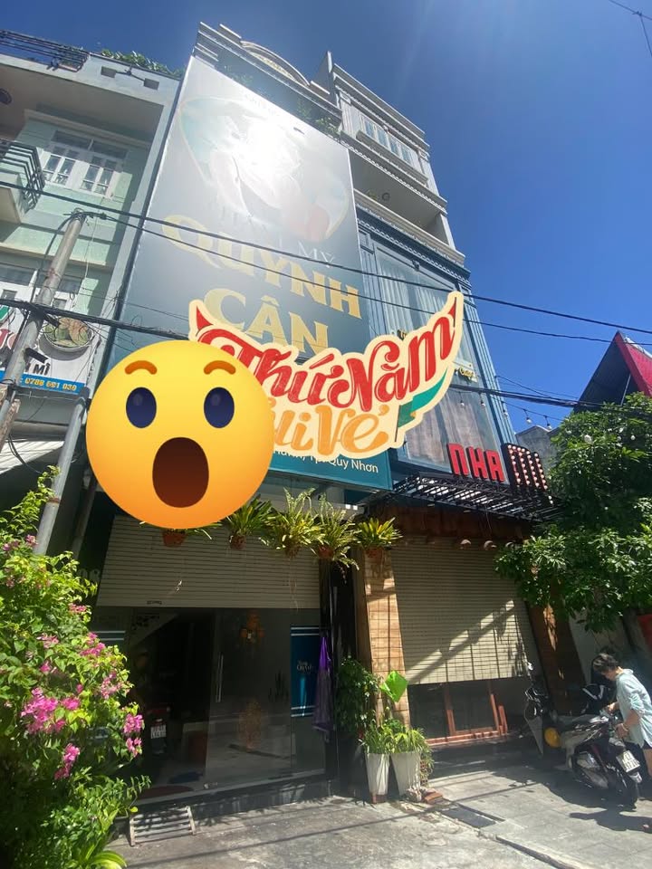 Nhà mặt tiền Nguyễn Tất Thành 85m² giá 40 triệu - Địa điểm lý tưởng cho văn phòng!