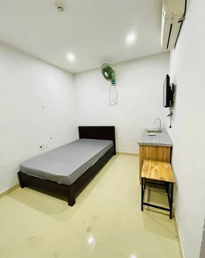 Phòng cho thuê tại đường 3 tháng 2, Hải Châu - Đủ nội thất chỉ từ 2.8 triệu!