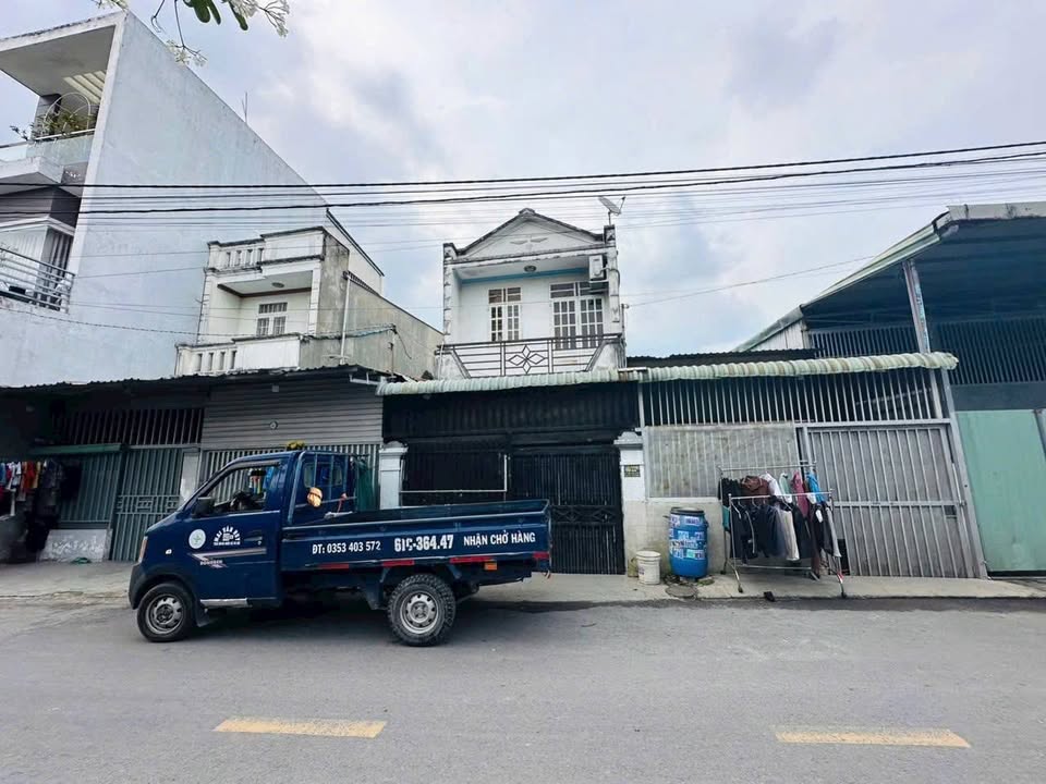 Nhà mặt tiền đường Vũng Việt Tân Đông Hiệp 100m² giá 3.75 tỷ - Kinh doanh thuận lợi!