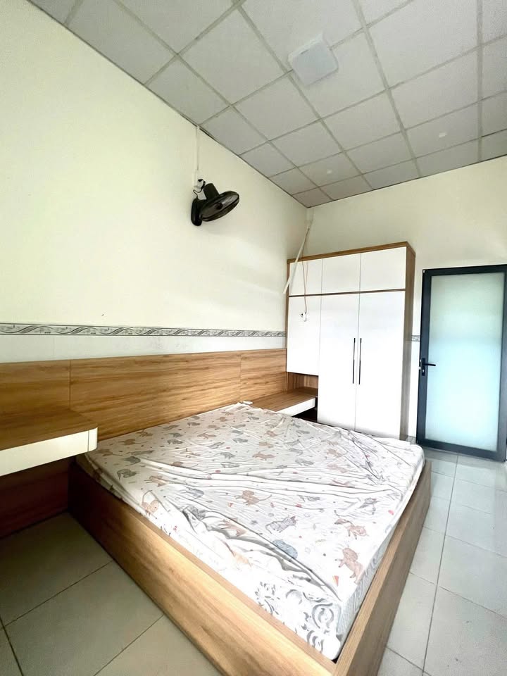 Nhà cho thuê tại Thích Quảng Đức, Nha Trang 100m² - Full nội thất, tiện làm văn phòng!