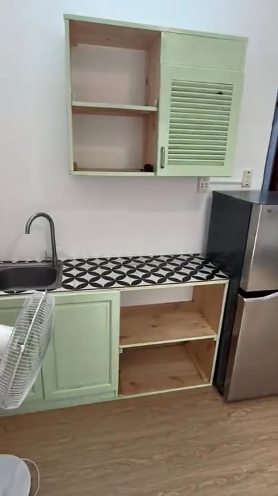 Studio cho thuê Hoàng Hoa Thám 30m² - Cửa sổ trời lớn, tiện nghi hiện đại!