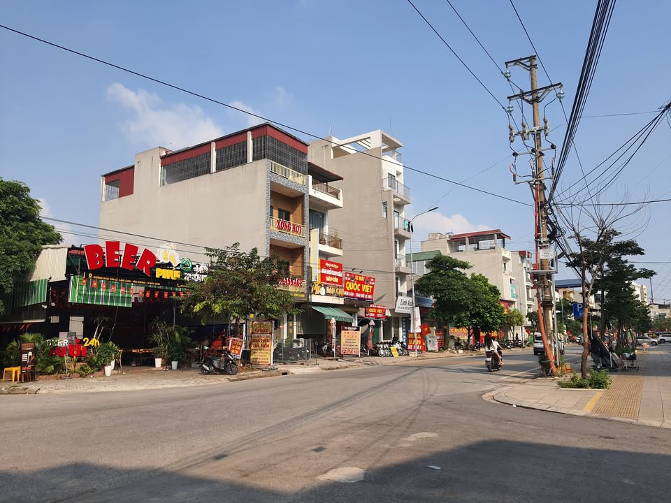 Đất bán mặt đường Đàm Văn Lễ 110m² giá thỏa thuận - Vị trí đắc địa cho kinh doanh!