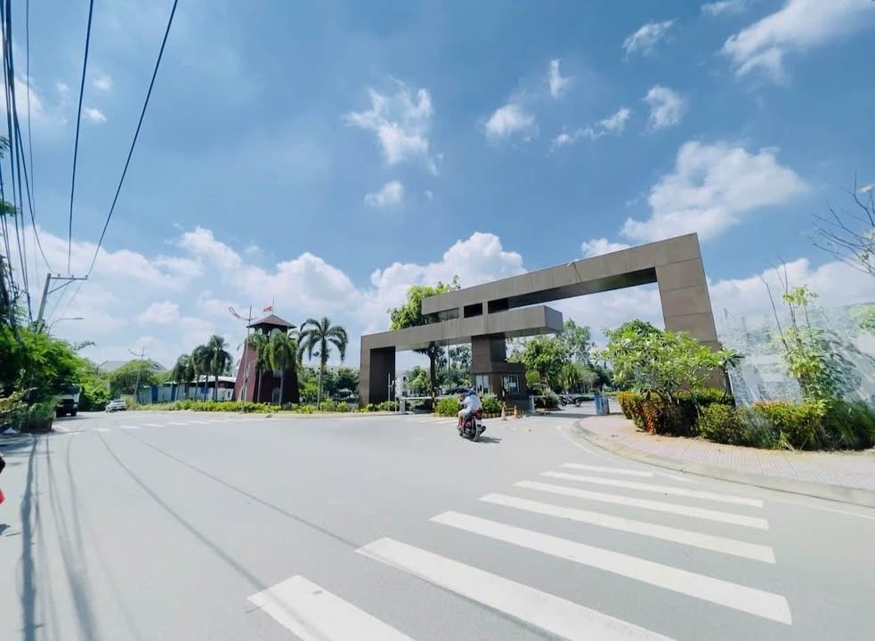 Đất 3 mặt tiền Lã Xuân Oai 11.000m² giá 199 tỷ - Tiềm năng đầu tư lớn!