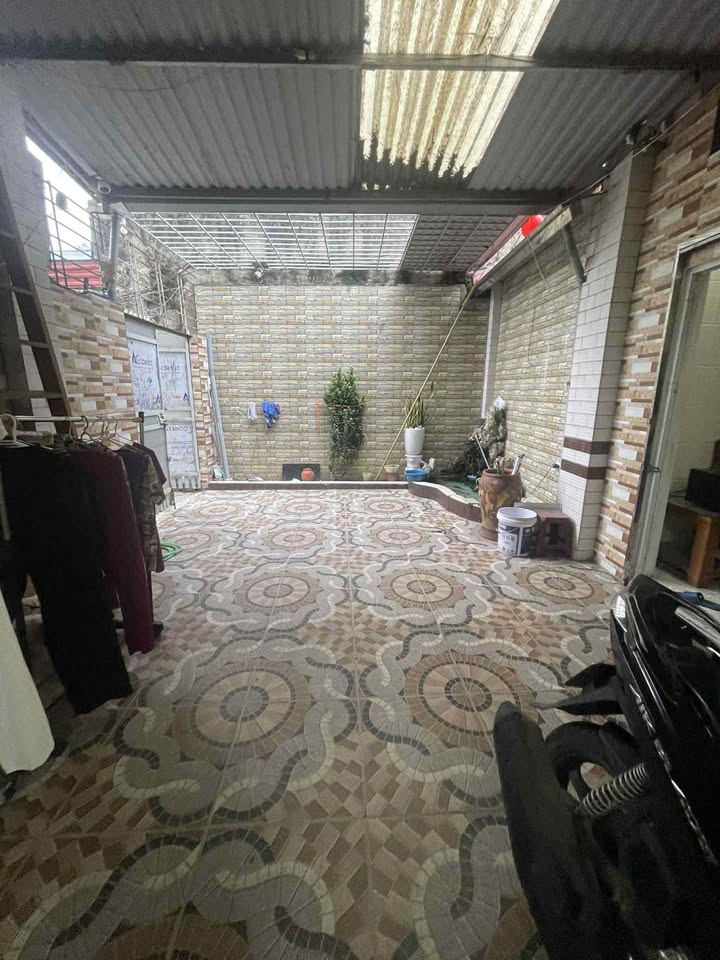 Nhà riêng Thẻm Len, Cát Bi 173m² giá 2.3 tỷ - Vị trí đắc địa, tiện ích đầy đủ!