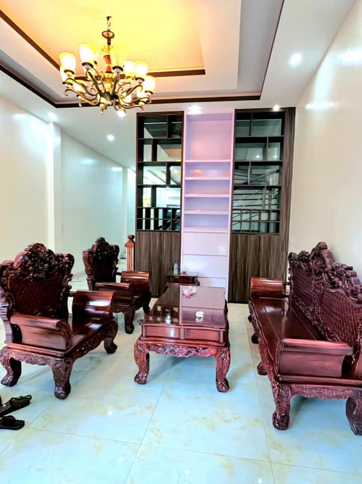 Nhà 4 tầng đẹp đường Lê Thiết Hùng, TP. Lào Cai giá 3.28 tỷ - Sổ đỏ chính chủ!