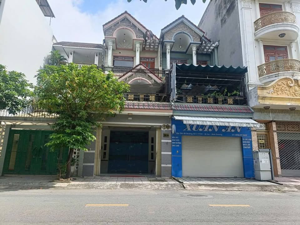 Nhà phố Dĩ An 120m² giá 9.5 tỷ - Sát trường học, tiện lợi mọi bề!