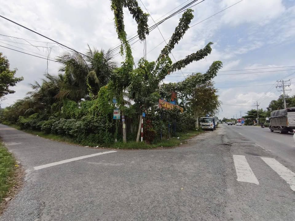 Nhà mặt tiền nhựa Thạnh Hòa, Đạo Thạnh, 81m² giá 2.1 tỷ - Chính chủ bán gấp!