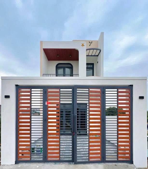 Nhà Định Hòa Thủ Dầu Một 95m² giá 2.2 tỷ - Cạnh trường tiểu học, sẵn sàng ở ngay!