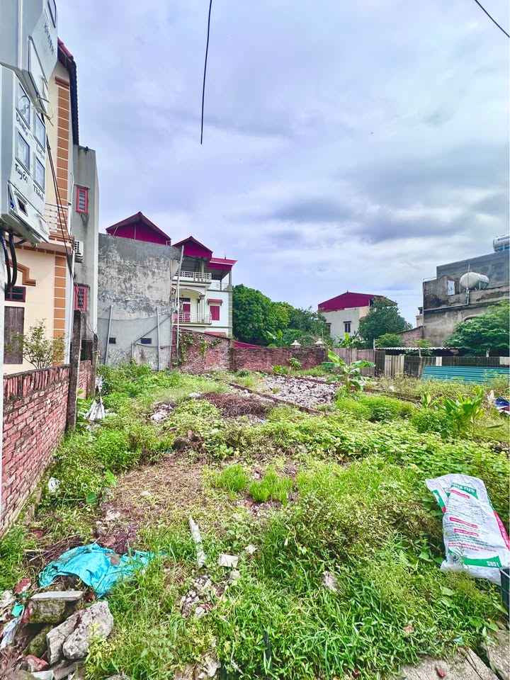 Đất thổ cư thôn Liễu Khê, Thuận Thành 70m² giá 2 tỷ - Sổ đỏ chính chủ sang tên ngay!