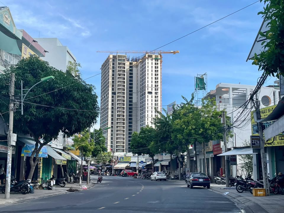 Nhà Mặt Tiền Dã Tượng Nha Trang 155.8m² giá 15.5 tỷ - Cơ hội đầu tư tuyệt vời!