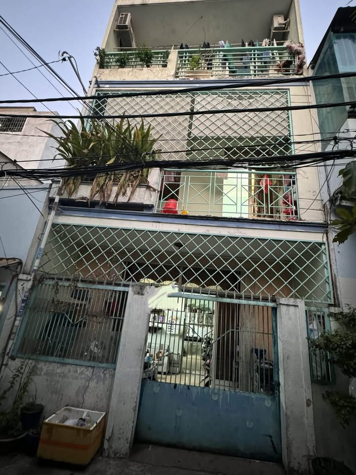 Nhà 3 tầng đẹp Hẻm 30 Lâm Văn Bền, Quận 7 giá 7.1 tỷ - Sẵn sàng ở ngay!