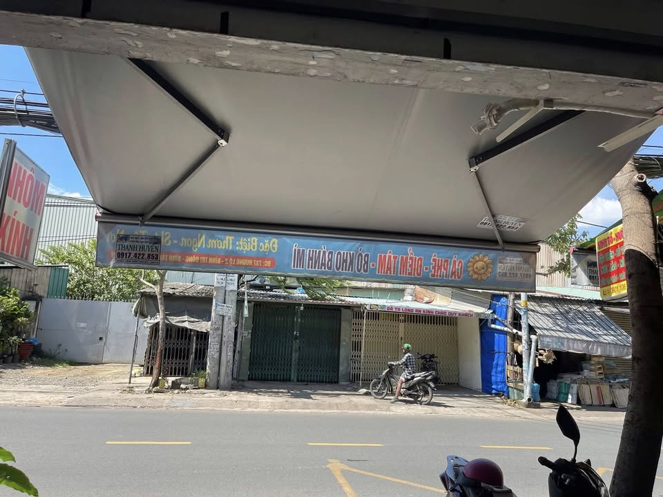 Mặt bằng kinh doanh 737 Hương Lộ 2, Bình Trị Đông A, 48m² - Giá thuê chỉ 12 triệu/tháng!