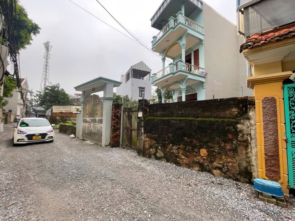 Đất nền Chúc Sơn, Chương Mỹ 61m² giá 4.2 tỷ - Vị trí tuyệt đẹp, giao thông thuận lợi!