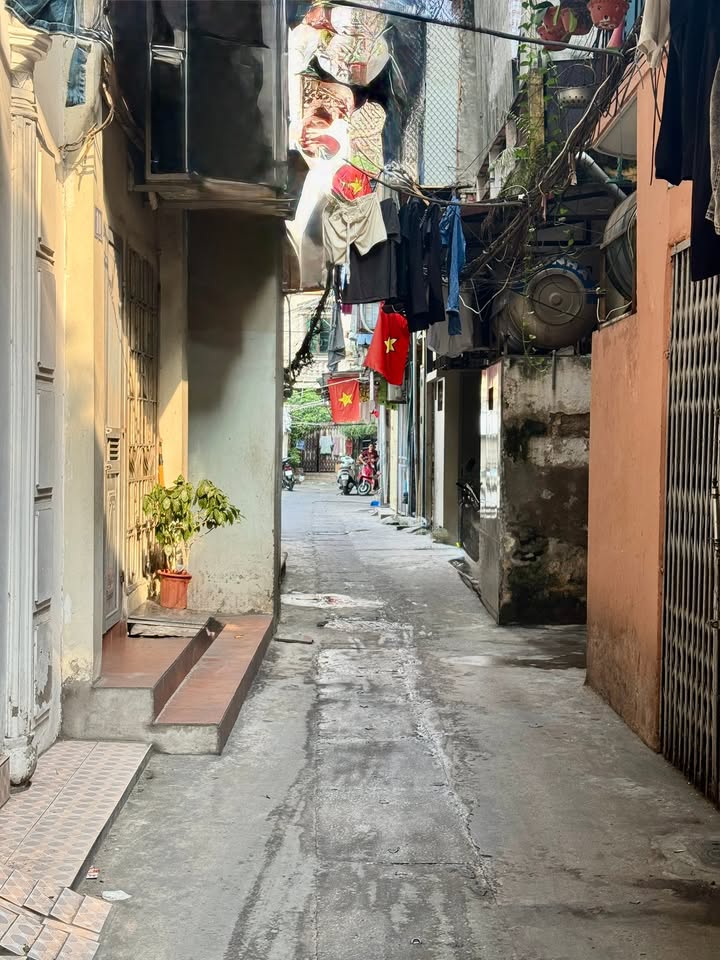 Nhà phố Lê Gia Định, Hai Bà Trưng 27m² giá 6 tỷ - Sổ đỏ chính chủ, pháp lý rõ ràng!