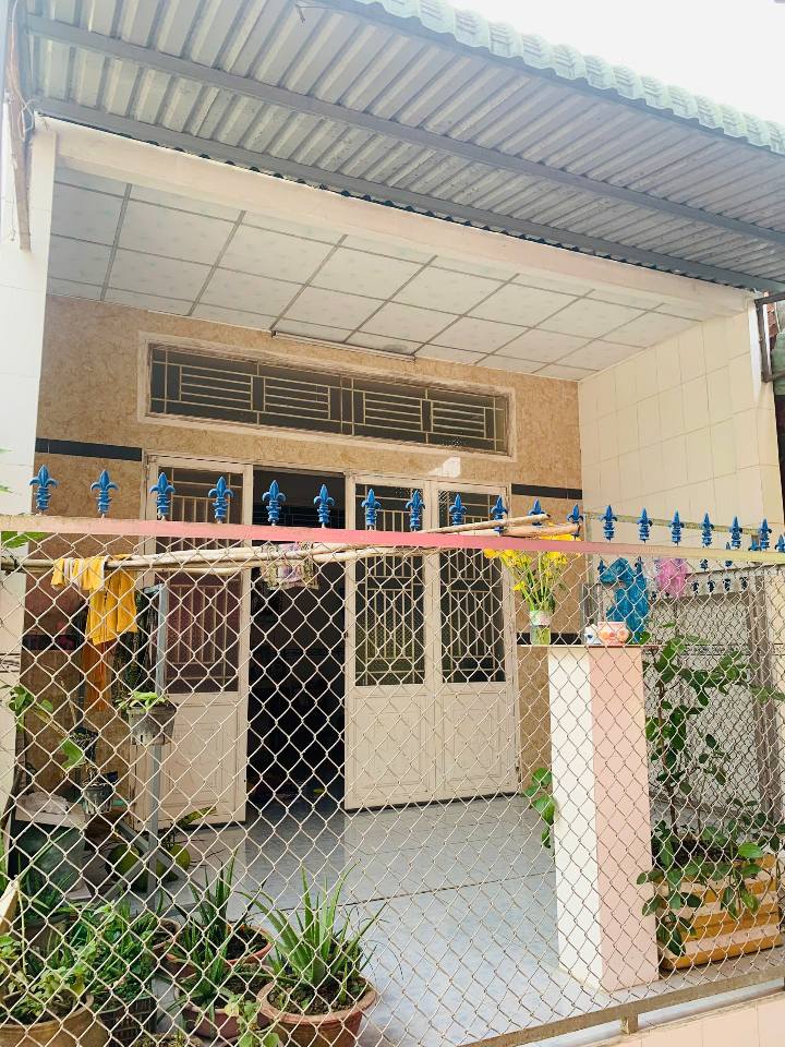 Nhà bán Ấp Long Hòa A, xã Đông Thạnh, 100m² giá 850 triệu - Cơ hội sở hữu ngay!