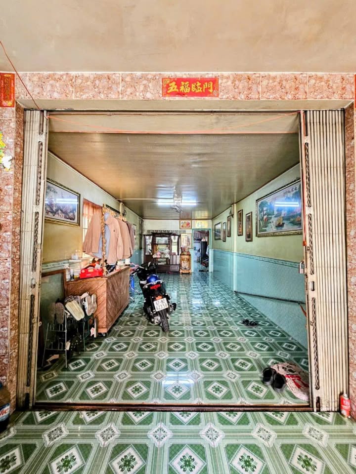 Nhà mặt tiền đường Hà Hoàng Hổ, Mỹ Xuyên, Long Xuyên 91.8m² giá 7 tỷ - Vị trí đắc địa, thương lượng chính chủ!
