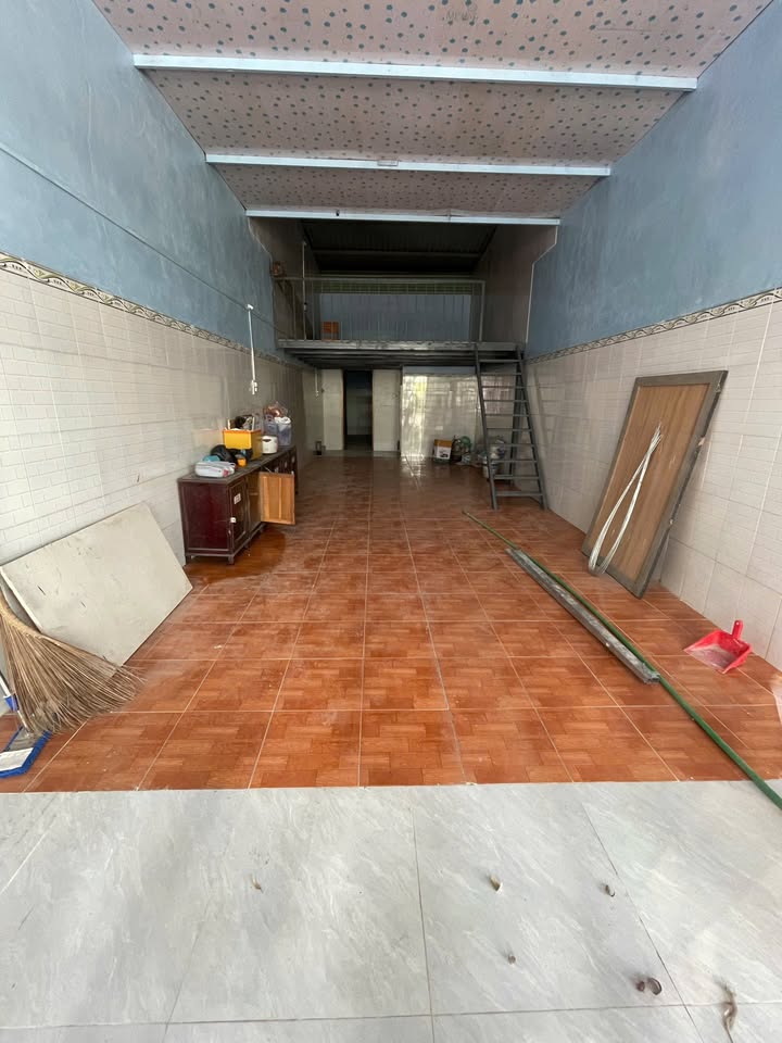 Mặt bằng kinh doanh đường Hà Hoàng Hổ, 70m² giá 6 triệu/tháng - Địa điểm lý tưởng cho mọi ngành nghề!