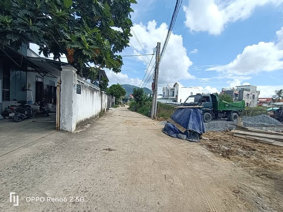 Đất thổ cư Diên Phú 148.6m² giá chỉ 1.29 tỷ - Vị trí đẹp, giao thông thuận lợi!