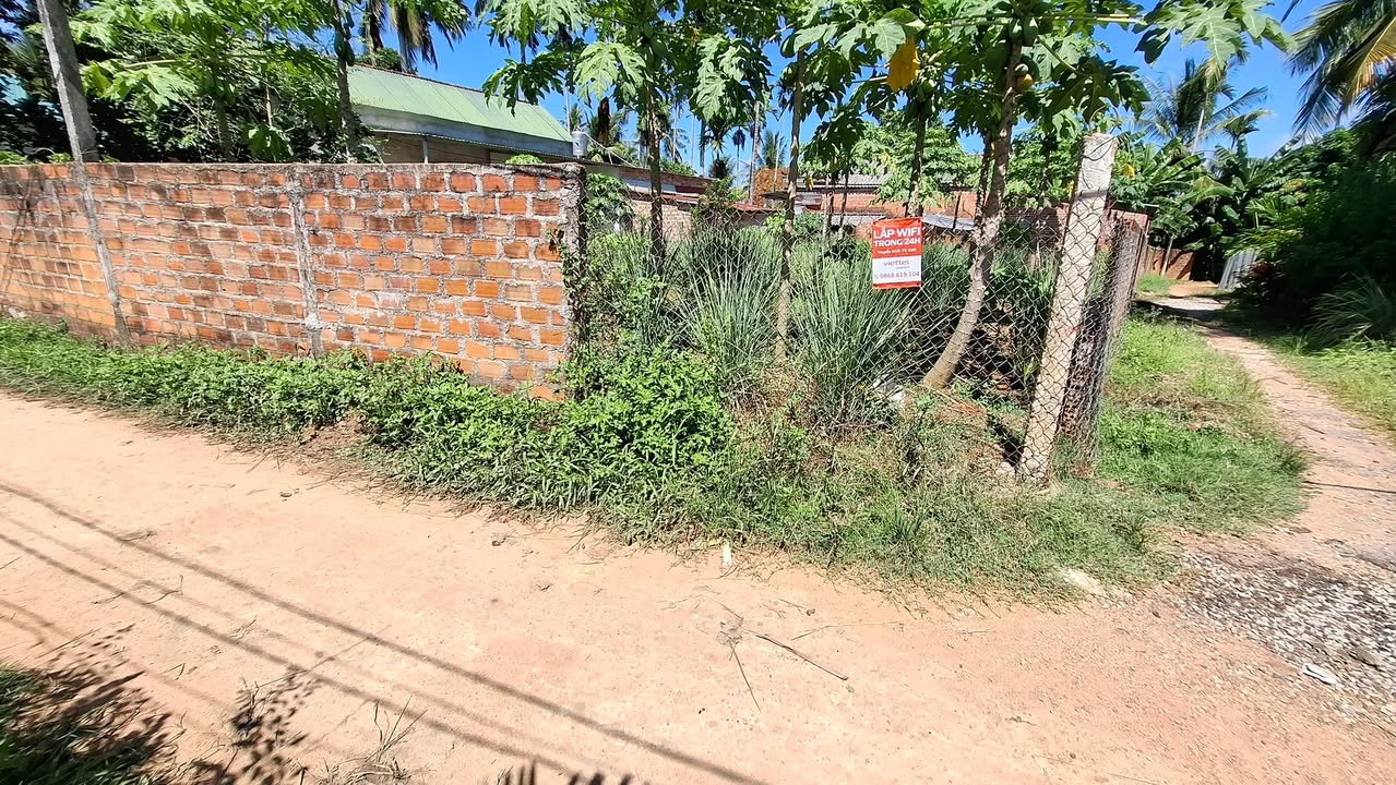 Đất thổ cư Vạn Đức 220m² giá 500 triệu - Ngay khu trung tâm sầm uất!