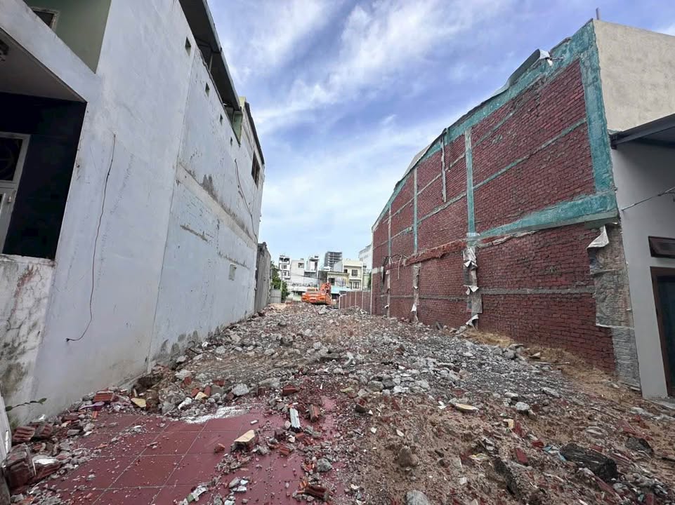 Đất 2 mặt tiền Mỹ Khê 5 Đà Nẵng 337m² giá 40 tỷ - Đầu tư sinh lời tuyệt vời!