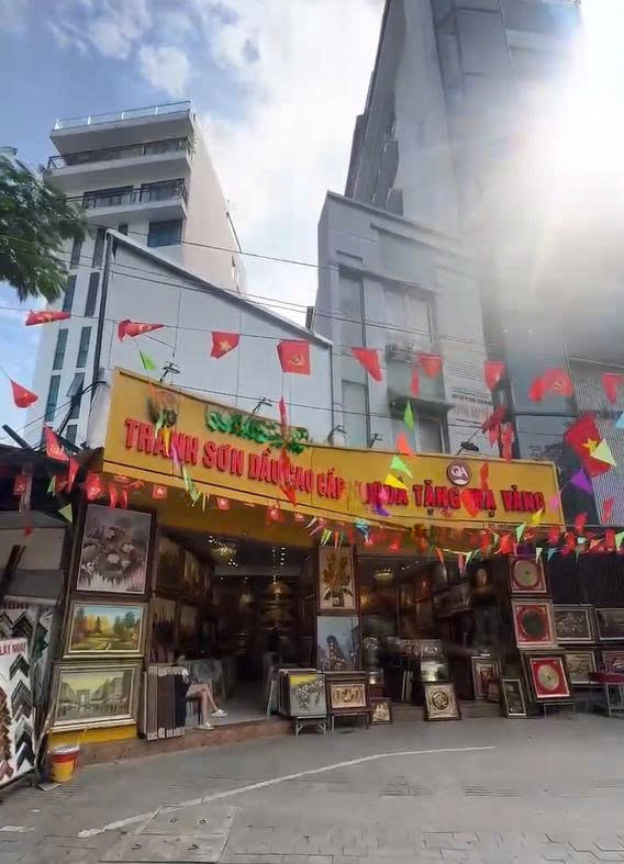 Nhà mặt phố Nguyễn Thái Học, Đống Đa 45m² giá 31 tỷ - Kinh doanh sầm uất!