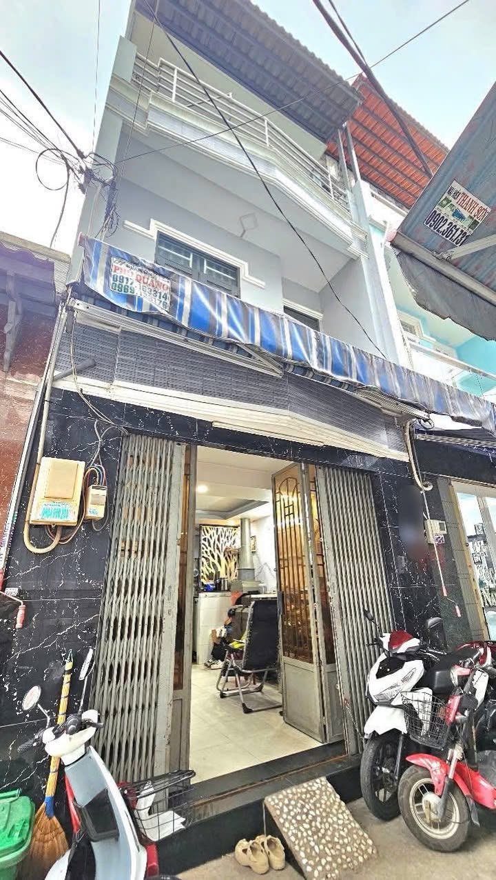 Nhà phố đường Chiến Lược, Bình Trị Đông A, 25m² giá 3.49 tỷ - Kinh doanh thuận lợi!