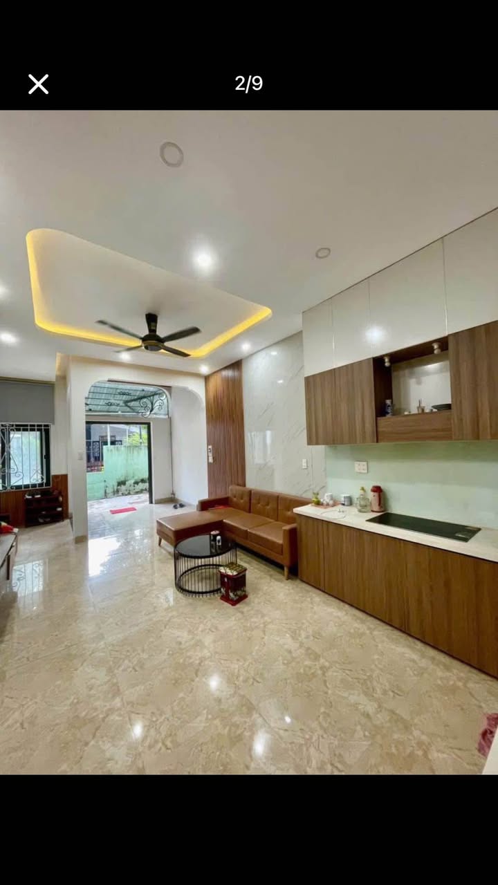 Nhà 2 Tầng Bùi Thị Xuân 45m² giá 1.9 tỷ - Ô tô tận nhà!