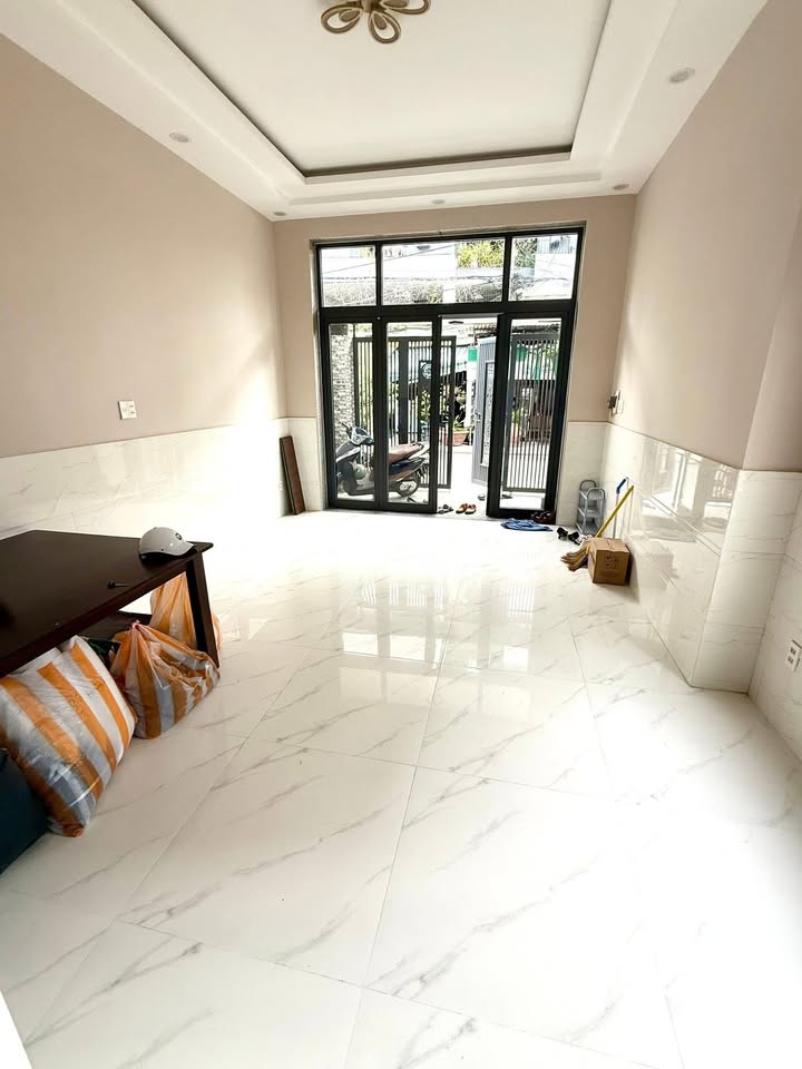 Nhà 3 tầng mặt tiền Nguyễn Thiện Kế 85m² giá chỉ 10.1 tỷ - Gần biển Mỹ Khê!