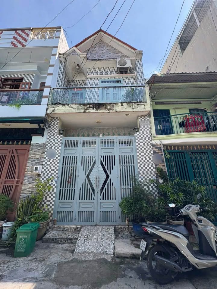 Bán nhà hẻm xe hơi Ao Đôi, Bình Trị Đông A, 40m² giá 4.2 tỷ - Giao dịch nhanh chóng!