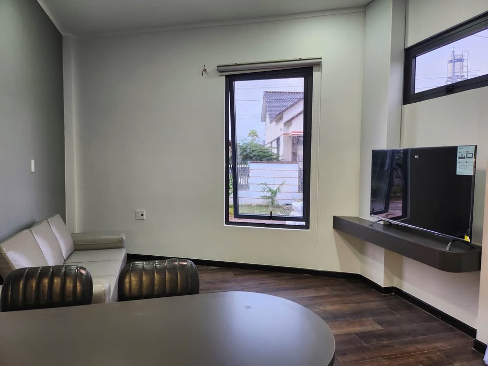 Cho thuê nhà nguyên căn phường Buôn Ma Thuột 2PN - Full nội thất, chỉ việc dọn vào ở!