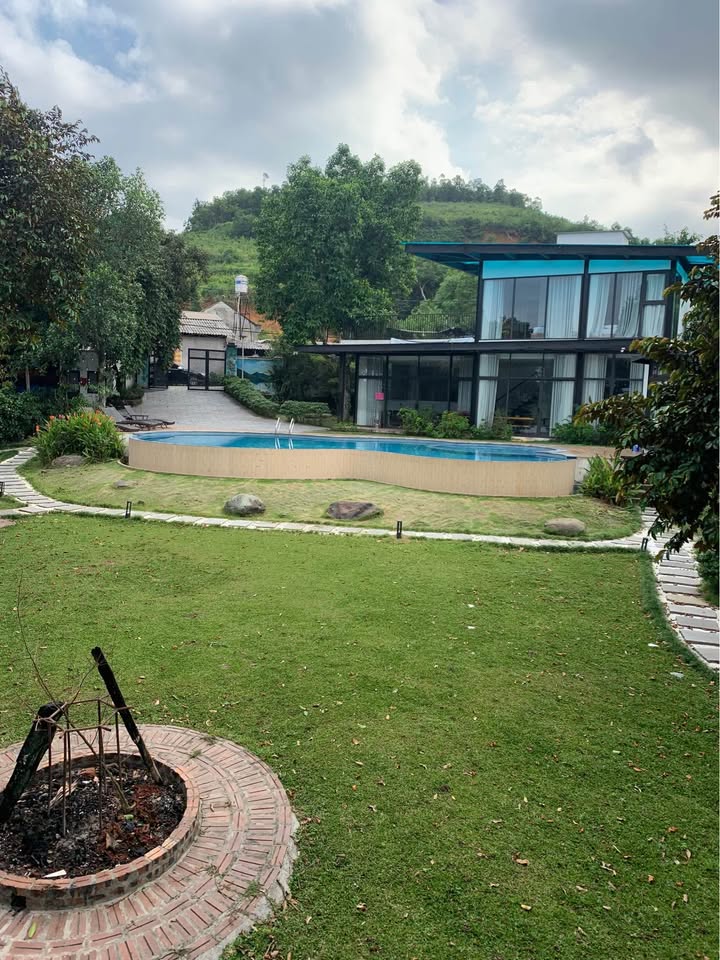 Khu nghỉ dưỡng tại Vân Hòa, Ba Vì 1800m² giá chỉ 2x tỷ - Đầu tư sinh lời ngay!