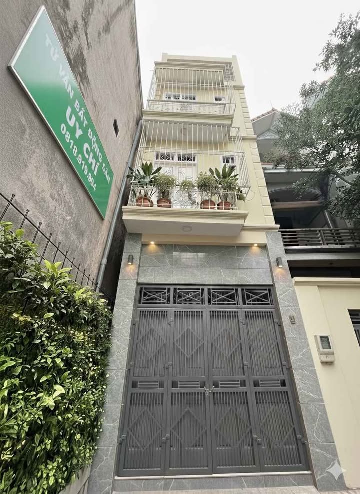 Nhà đẹp Thụy Phương 40m² giá 6.3 tỷ - Chính chủ, thiết kế tinh tế!