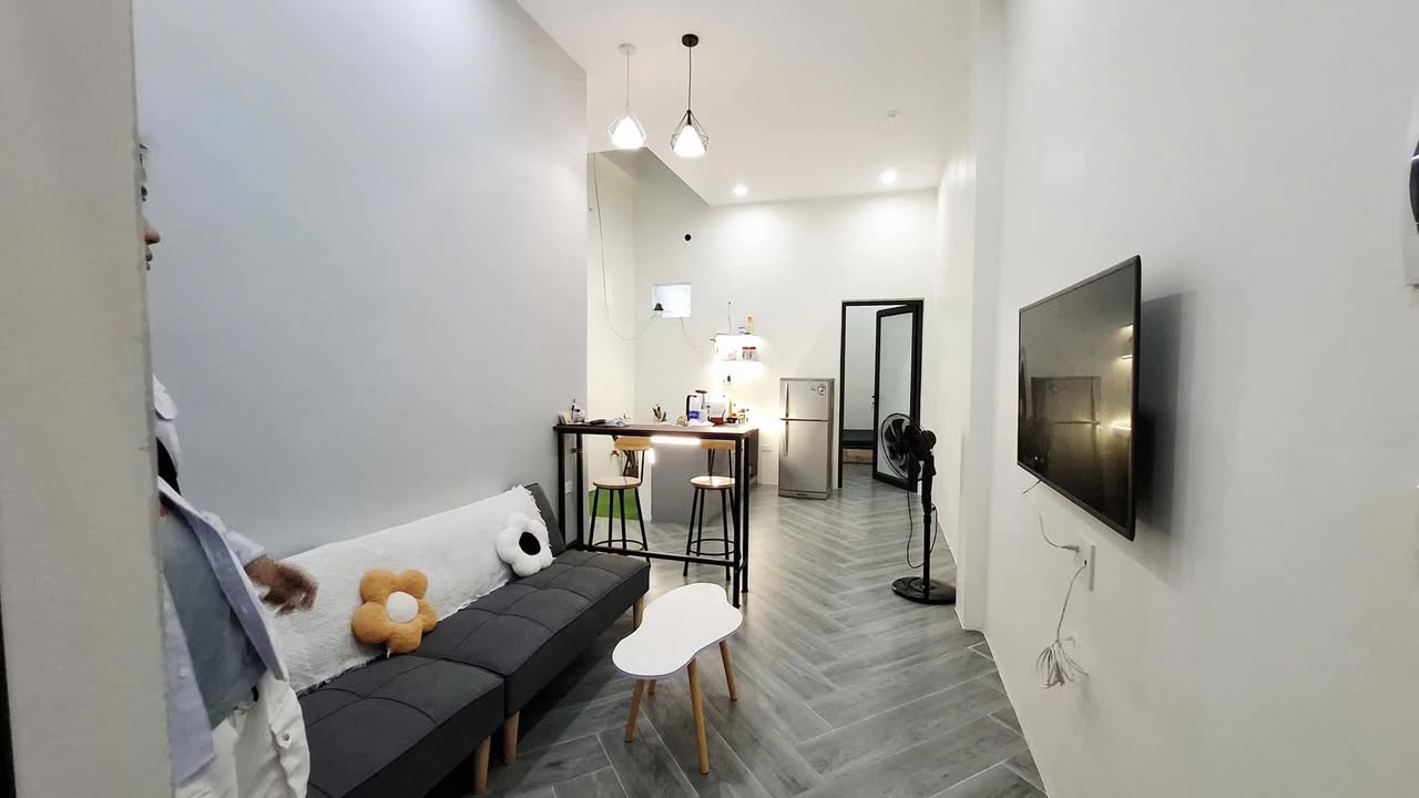 Nhà 2 tầng Hàng Cau, Đông Sơn 60m² giá 2 tỷ - Sẵn sàng an cư!