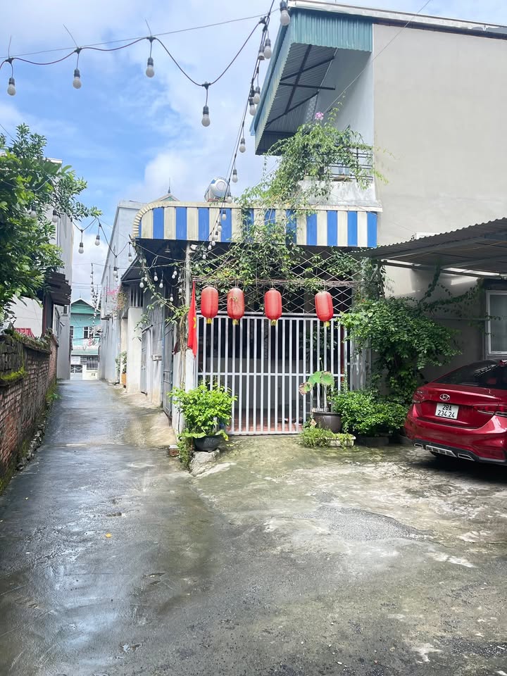 Lô đất 95m² tại Hữu Nghị, TP Hòa Bình - Giá chỉ 1.6 tỷ - Sổ đỏ chính chủ!