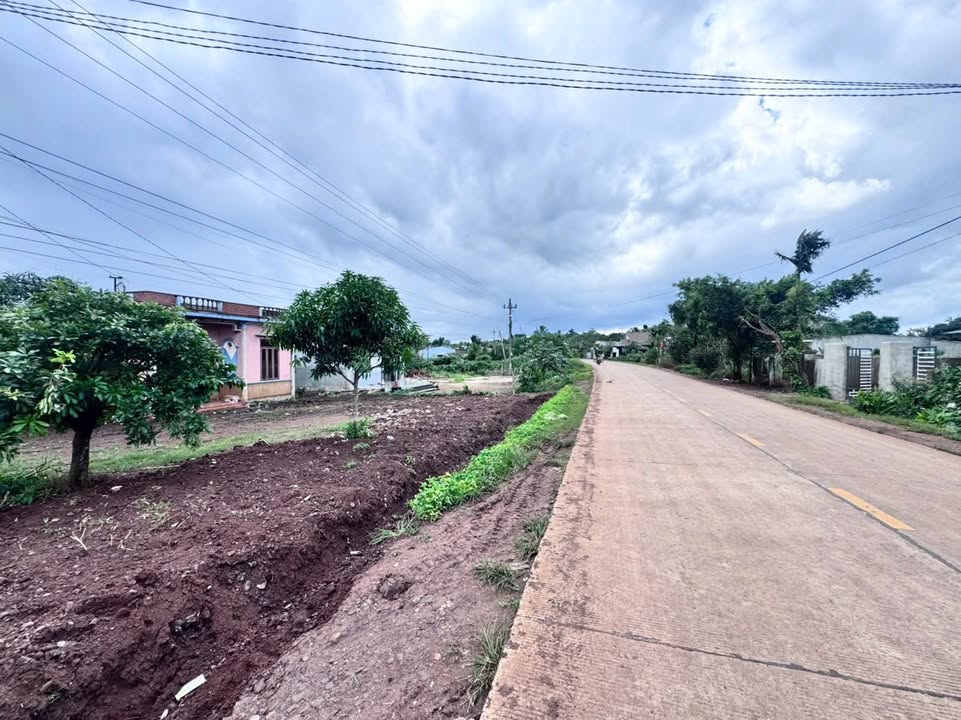 Đất nền 3050m² Quốc lộ 29, Ea Drông - Giá chỉ 7.168 tỷ VND, nhanh gọn lẹ!